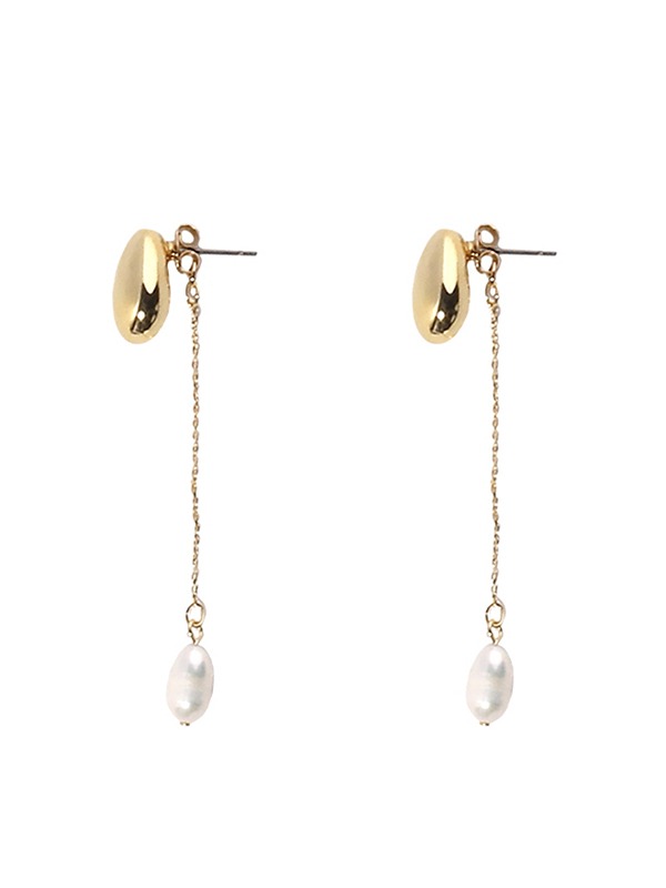 Long drop pearl earring